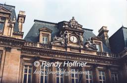 Hotel De Ville.jpg